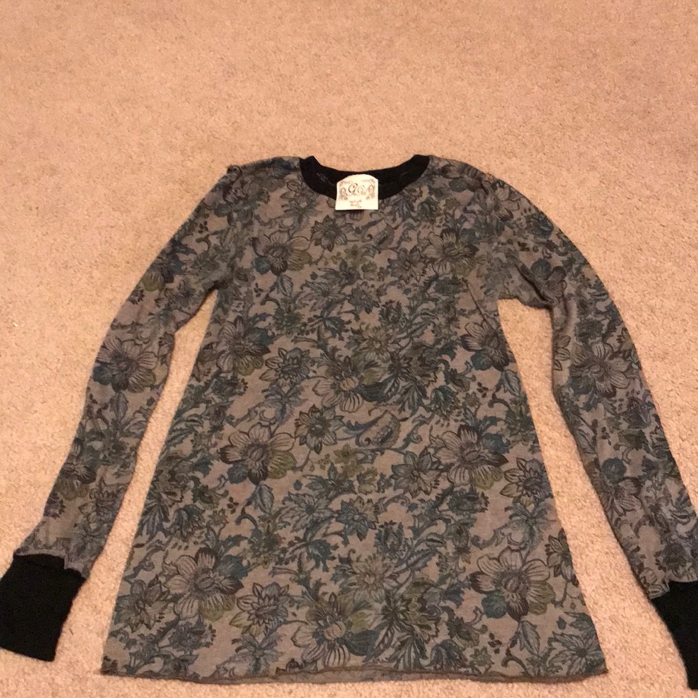 L/S top